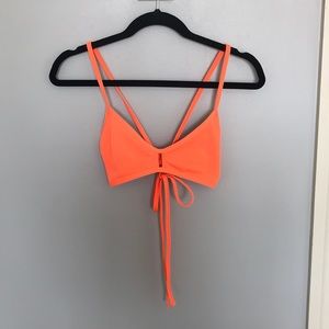 Neon Top!🍊